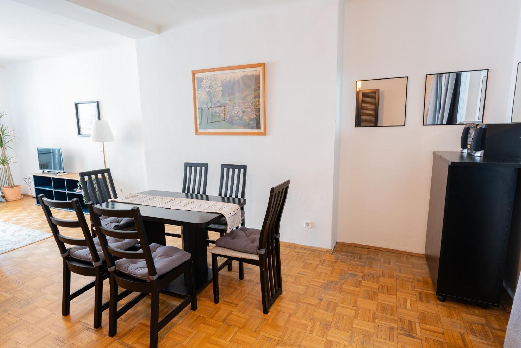 וינה Central Living Apartment Opera מראה חיצוני תמונה