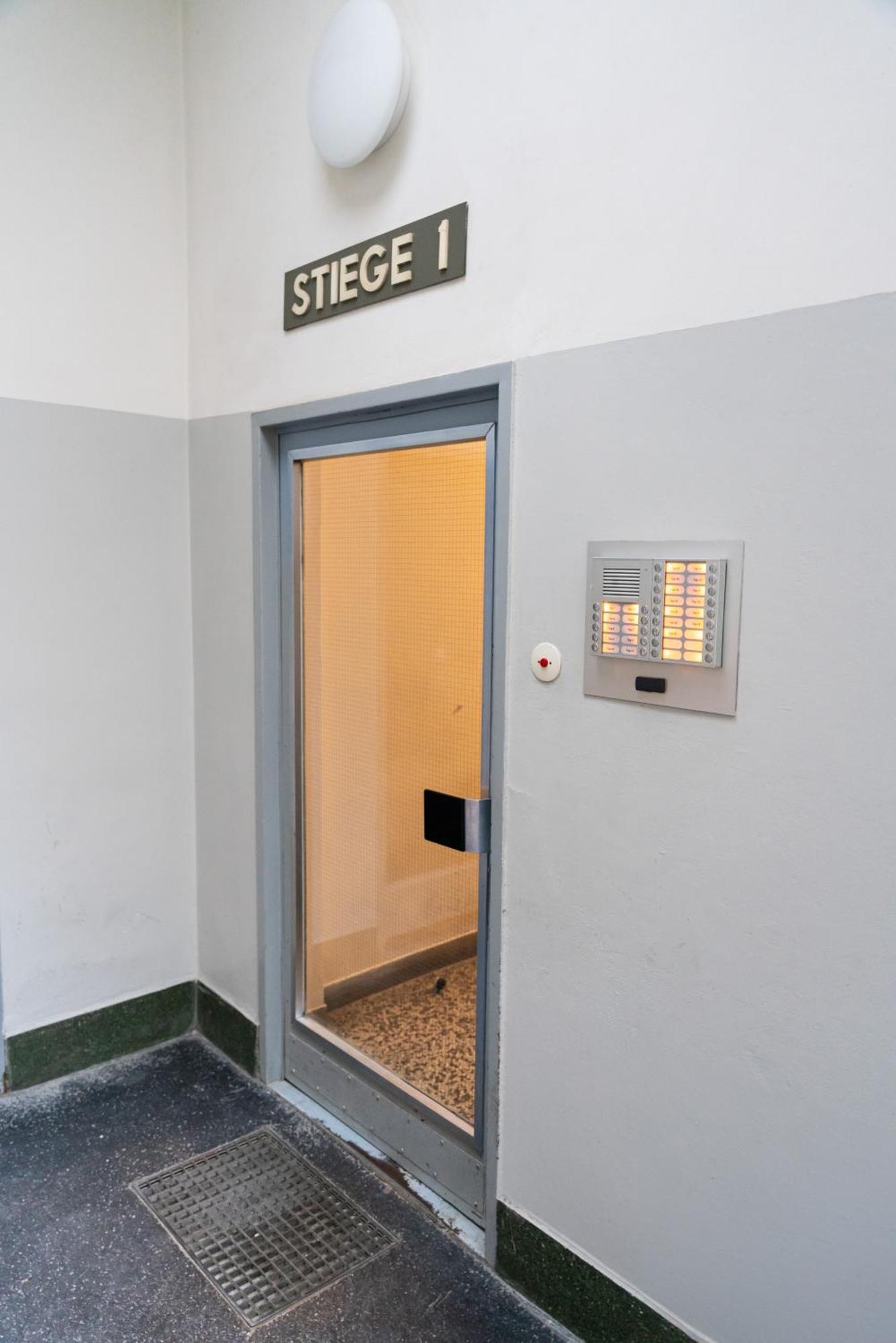 וינה Central Living Apartment Opera מראה חיצוני תמונה