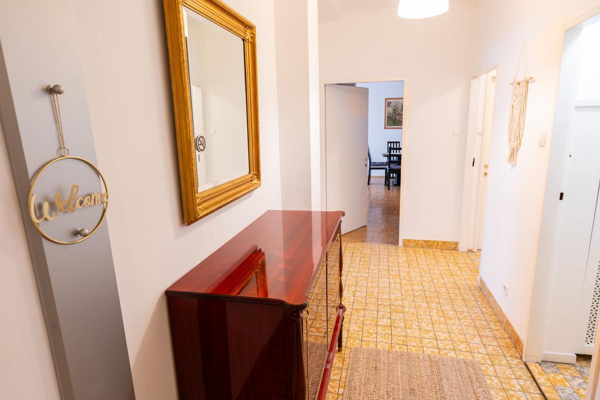 וינה Central Living Apartment Opera מראה חיצוני תמונה